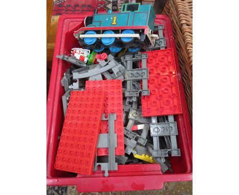 PARCEL OF LEGO AND TWO THOMAS THE TANK ENGINE FIGURES