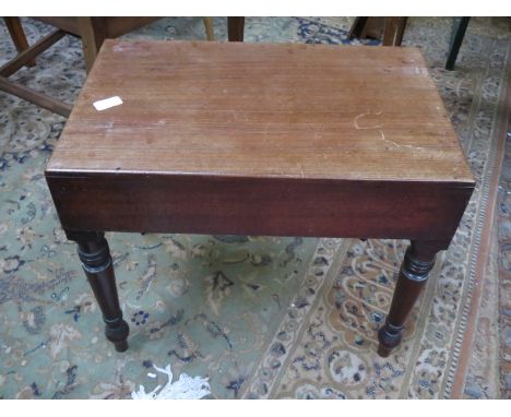 MAHOGANY COMMODE 