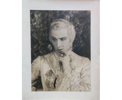 VALENTINO RUDOLPH: (1895-1926) Italian actor, a sex symbol of the 1920s. An excellent, large vintage signed and inscribed sep