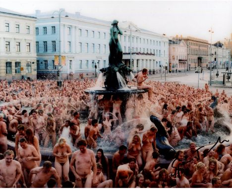 TUNICK SPENCER: (1967-&nbsp;&nbsp;&nbsp;&nbsp; ) American photographer. Signed colour 10 x 8 photograph, the image depicting 