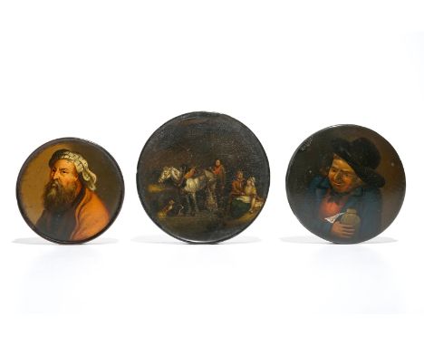 Three painted laquered papier mache snuff boxes, prob. Germany, 19th C. H.: 2,5 cm - Dia.: 11,5 cm (the largest box) We have 