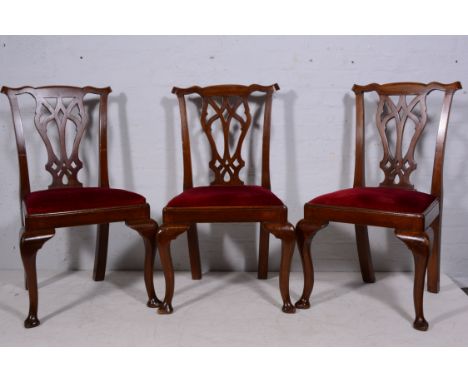 Set of six hardwood Chippendale inspired dining chairs, pierced vase splats, drop-in seats on cabriole legs, 99cm.