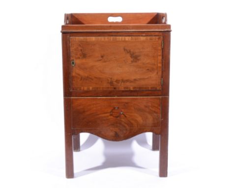 Georgian mahogany tray top commode, the drawer above a pull-out front, width 54cm, depth 46cm, height 85cm.
