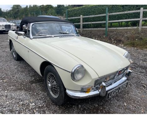 Please see our catalogue for full details: www.mathewsons.co.uk/car-category/all_lots
