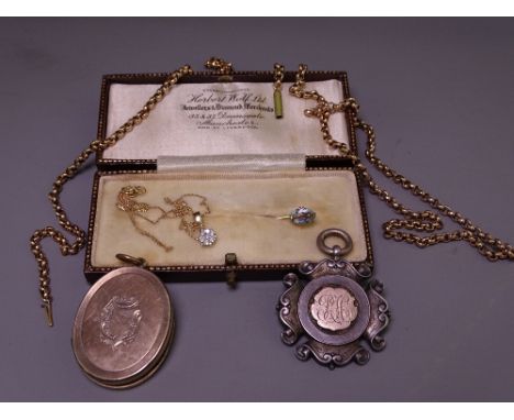 9CT GOLD &amp; SILVER JEWELLERY five items including a 9ct gold muff chain (damaged - two pieces), 8.9grms, a Victorian yello