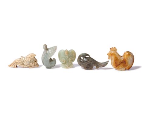 A GROUP OF FIVE JADE CARVINGS OF BIRDS
Variously modelled, including a Hongshan style pendant; other archaistic style example