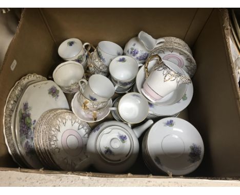 Two boxes of assorted china wares, etc to include a Hancock &amp; Son Worcester "Ceramic colours" charger, decorated by A Sea