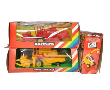 Britains 1/32 Farm Model issues comprising No. 9570 Massey Ferguson 760 Combine plus No. 9575 New Holland Combine. Generally 