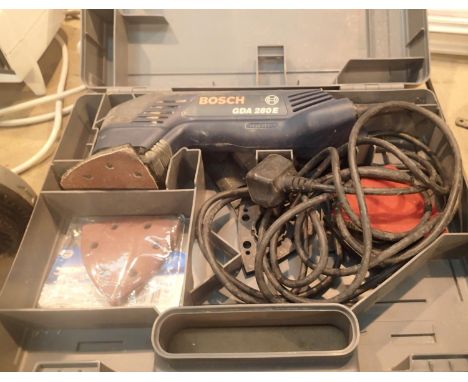 Bosch GDA 280E detail sander. Not available for in-house P&P, contact Paul O'Hea at Mailboxes on 01925 659133Condition Report