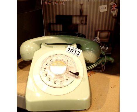 Mint green, GPO746 Retro rotary telephone replica of the 1970s classic, compatible with modern telephone banking and any stan