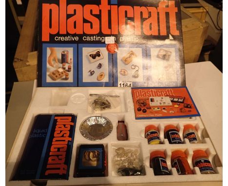 Boxed Plasticraft Creative casting set and a Design Centre London sticker. P&amp;P Group 1 (£14+VAT for the first lot and £1+