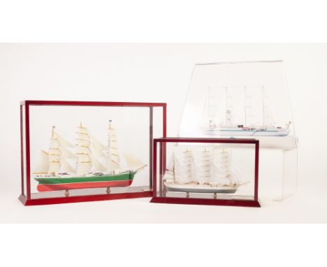 THREE MODERN NAVIGATOR MODEL OF CLIPPER AND SAILING SHIPS, each in display case with name of ship and scale on gilt plaque, t