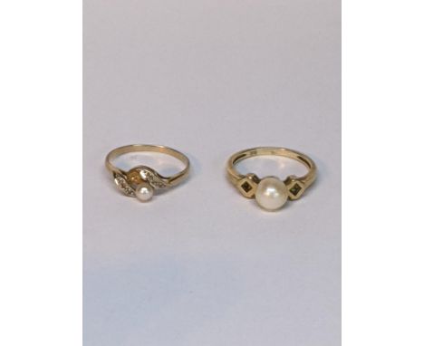 A yellow metal ring inset with pearl and diamonds A/F, together with a 9ct gold ring inset with a pearl, total weight 3.8gLoc