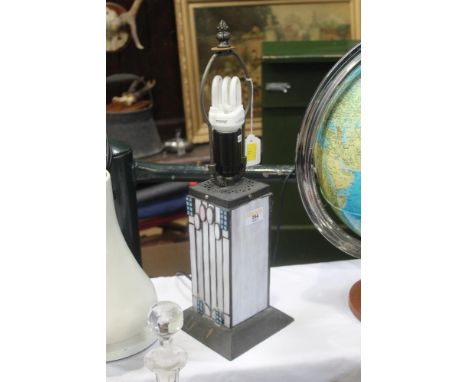 Tiffany style lamp base 