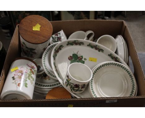 Quantity of Portmerion The Botanical Garden patterned dinnerware's to include bowls, plates, cups etc  