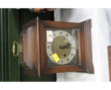 Smith's mantle clock, 25 cm high x 19 cm wide