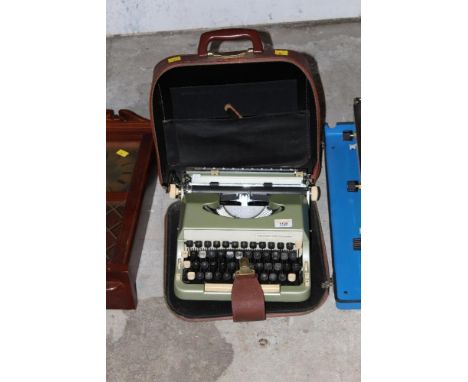 An Imperial "Good Companion" typewriter in brown leatherette case. 