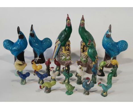 A group of Chinese ceramic ornaments in the form of parrots, hens and other fowl / birds (group) 