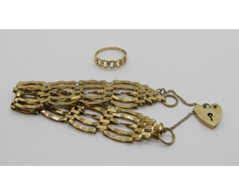 Vintage 9ct gate link bracelet and a 9ct chain design ring, size K/L, 11.3g total 