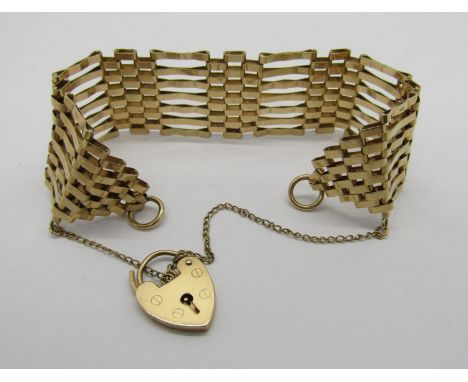 1970s 9ct gate link bracelet with heart padlock clasp, 18g 