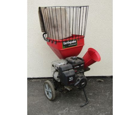 earthquake chipper/shredder model 9010140 fitted with 8.25 torque rated Briggs &amp; Stratton engine (hardly used) 