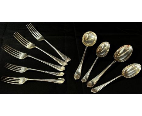 A good selection of silver plated tableware including a tea service, an oval tray, fruit bowls, sauce boats, an apple sauce d