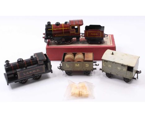 Small tray containing a ‘mixed bag’ of 0-gauge items: Brimtoy 0-4-0 clockwork loco &amp; tender no.7000, maroon with yellow l