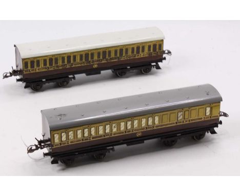 Two 1935-41 Hornby GW passenger coaches, brown &amp; cream: br/3rd just a few marks to silvering, roof painted a lighter grey