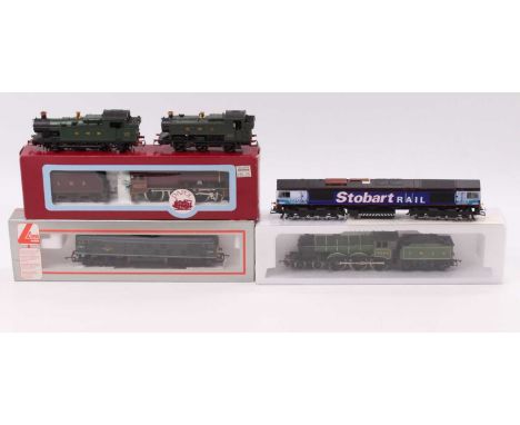 Six unboxed or incorrectly boxed locos: Hornby D7571 diesel; Hornby 4-6-0 loco &amp; tender LNER green 8509; Mainline Royal S