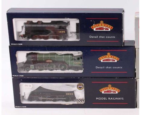 3 boxed Bachmann Branch Line OO Gauge Locomotives comprising No. 31-860 J39 1469 LNER Black Stepped Tender, No. 32-275 K3 LNE