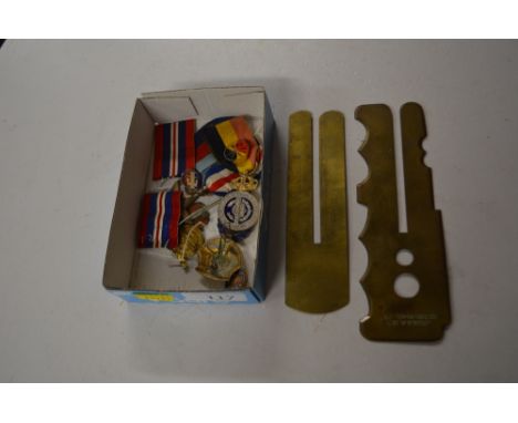 WW2 Bradford Home Guard badge with various other badges; two button polishers etc.