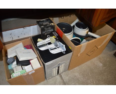 A box of saucepans; a pasta pot; a box of perfumes; and a vacuum flask