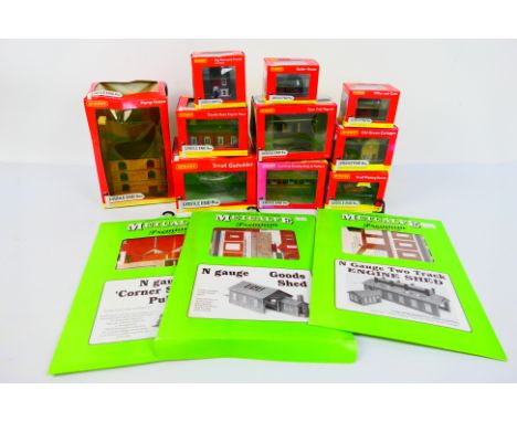 Hornby Lyddle End - Metcalfe - 10 boxed Hornby 'Lyddle End' N gauge scenic buildings with three Metcalfe N gauge card scenic 