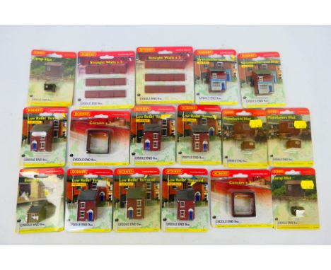 Hornby Lyddle End - 17 carded Hornby 'Lyddle End' N gauge scenic accessories / buildings. Lot includes Hornby Lyddle End 8095