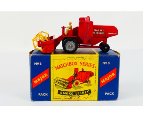 Matchbox - Moko - Lesney - A boxed Matchbox Major Pack no.5 Massey Ferguson 780 Combine Harvester. The model with tan driver,