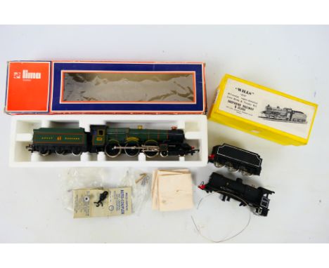 Lima - Wills - A boxed Lima OO gauge Class 4-6-0 steam locomotive and tender Op.No.6000 'King George V' in GW green livery - 