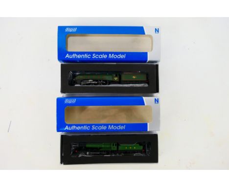 Dapol - Two boxed N gauge steam locomotives and tenders from Dapol. Lot consists of Dapol 2S-008-000 Class A4 4-6-2 Op.No. 60