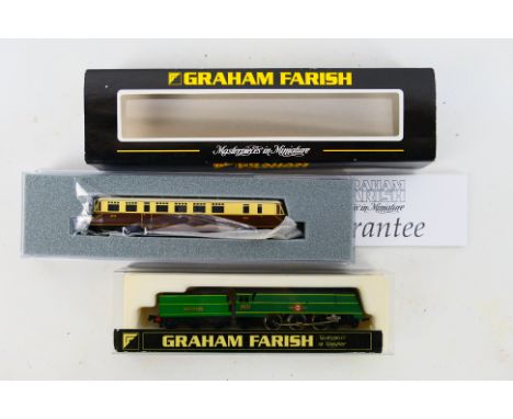 Graham Farish - Two boxed N gauge locomotives from Graham Farish. Lot consists of Graham Farish 1503 Merchant Navy Class 4-6-