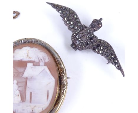 Various jewellery, comprising a silver and marcasite RAF sweetheart wings brooch, 9ct gold locket (3.3g gross) and a cameo sh