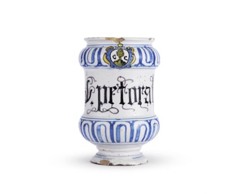 Albarello en majolique de Ligurie, fin du XVIIIe siècleA Ligurian maiolica albarello, late 18th centuryThe centre inscribed i