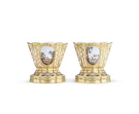 Paire de vases en porcelaine de Sèvres, modèle 'Hollandais', 1775-85A pair of Sèvres hard-paste Vases Hollandois or flower-po