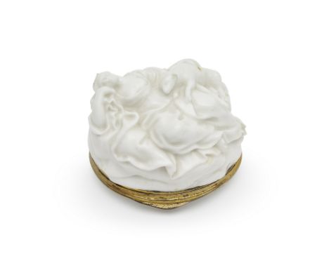 Tabatière figurative de Capodimonte, circa 1750A Capodimonte figural snuff box, circa 1750Of oval shape with a gilt-metal mou