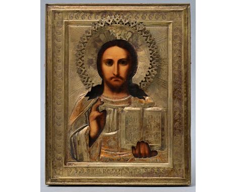 Ikone Christus, Russland, 19. Jh.Darstellung Christus als Pantokrator. Tempera auf Holz, vollflächiges versilbertes Oklad mit