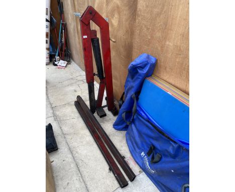 A FOUR WHEELED ENGINE LIFT 