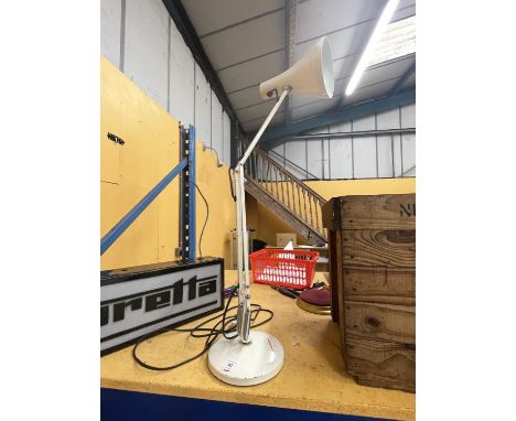 A VINTAGE ANGLE POISE LAMP 