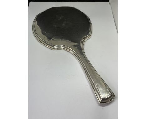 A HALLMARKED CHESTER SILVER HAND MIRROR 