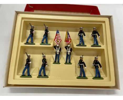 A BOXED BRITIANS US ARMY MARINE CORPS TEN PIECE MODEL SOLDIER SET NUMBER 7303 