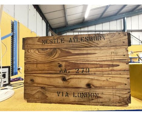 A VINTAGE WOODEN NESTLE AYLESBURY AA.279 VIA LONDON PACKING CASE 