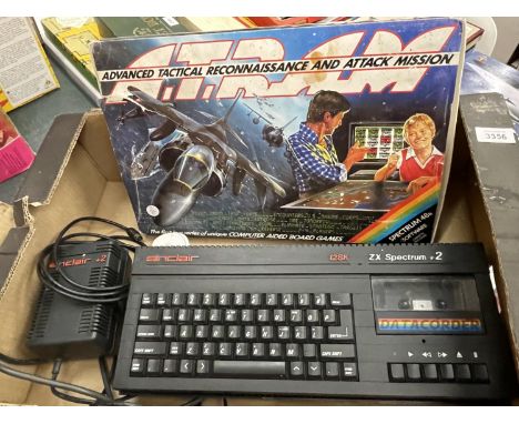 A SINCLAIR ZX SPECTRUM CONSOLE AND GAME - CONSOLE A/F 