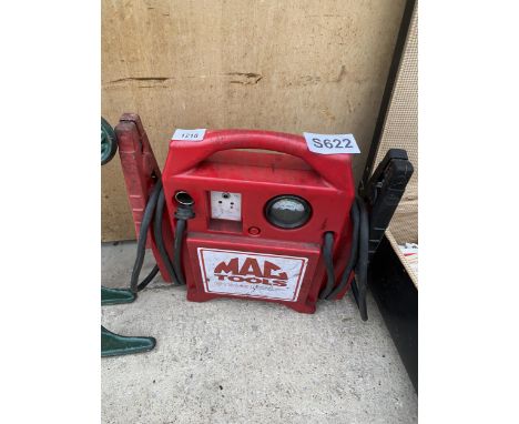 A MAC TOOLS BATTERY JUMP STARTER 